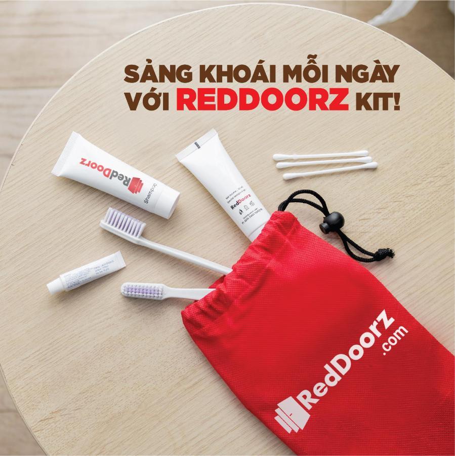 RedDoorz Marieline 2 Hotel Ho-Chi-Minh-Stadt Exterior foto